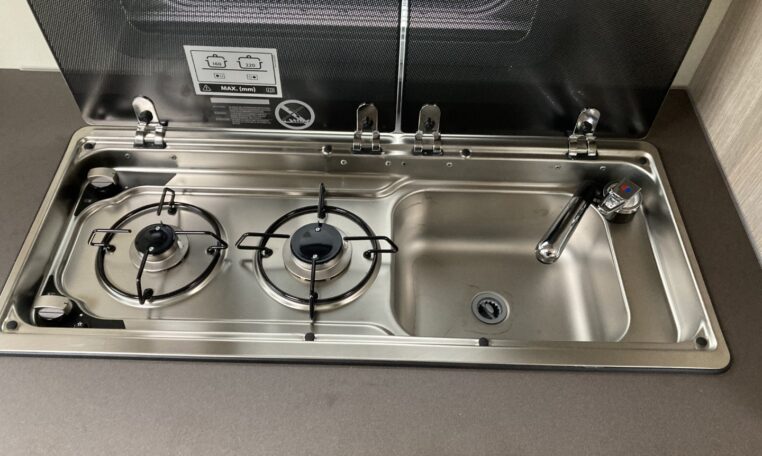 Keuken Burstner Nexxo Van T569 Eurotrek Campers